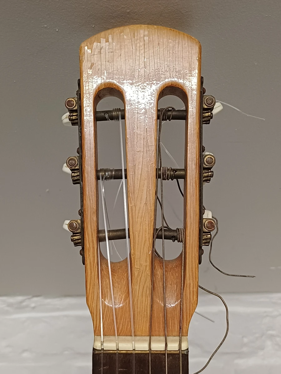 Vintage Musima parlor gitaar voor linkshandigen - foto 8