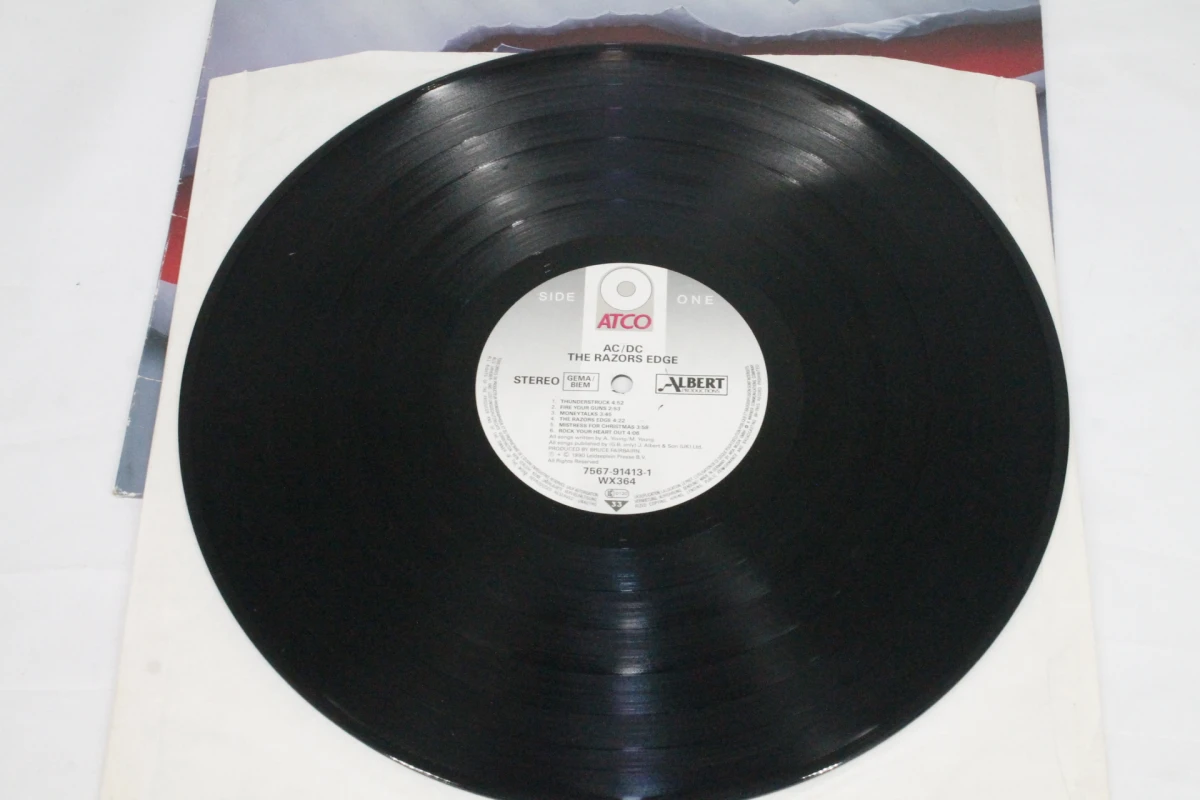 LP: AC/DC - The Razors Edge - foto 5