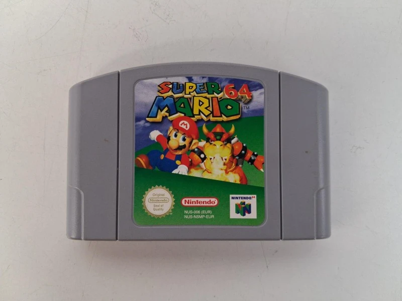 Nintendo 64 Clear Blue Edition met spel