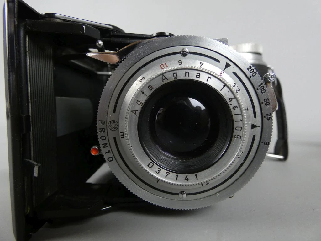 Set van Drie Vintage Agfa Balúcameras - foto 2