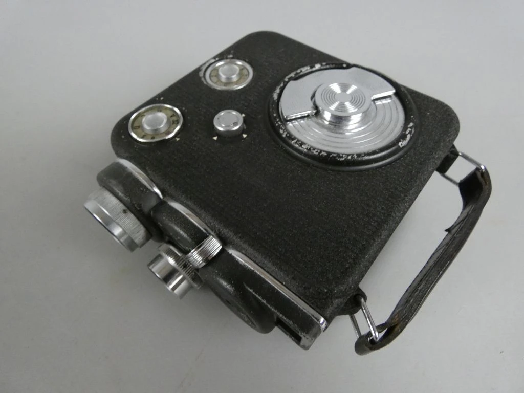 Vintage Eumig 8mm Filmcamera met Leren Tas - foto 4