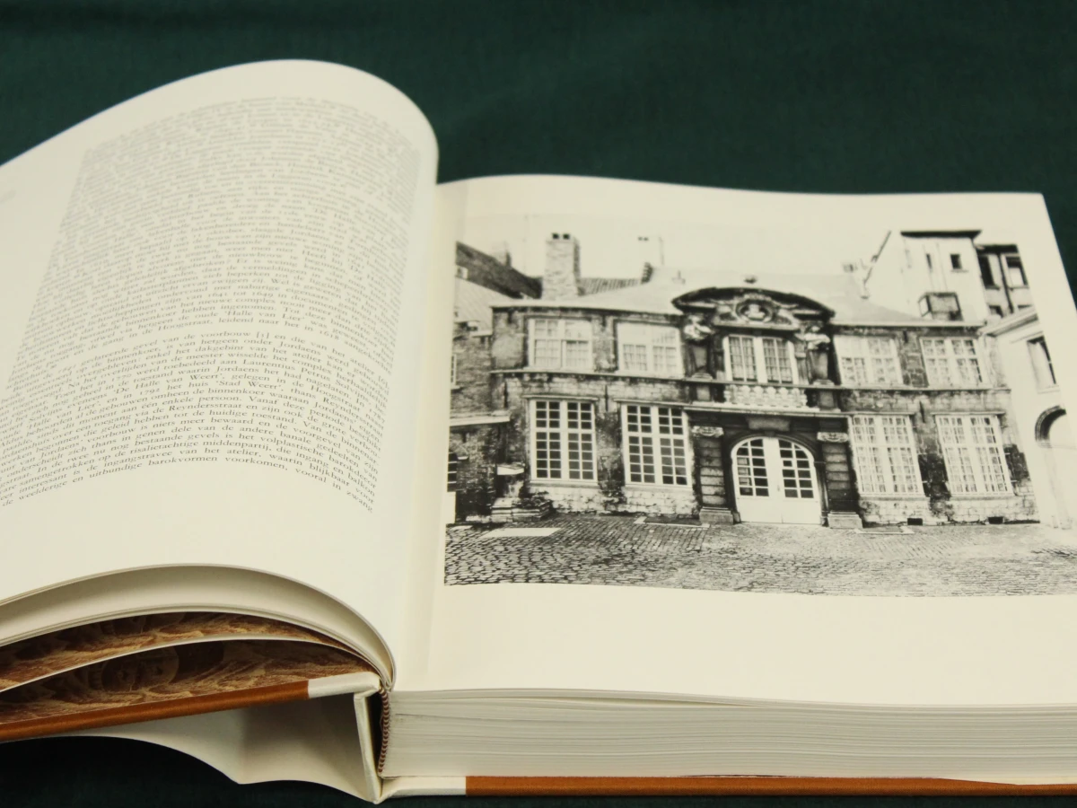 “Set van 5 grootformaat kunst- en cultuurhistorische boeken van Mercatorfonds, waaronder vier kunstenaarsmonografieën en één cultuurhistorische studie over de Hanze.” - foto 3