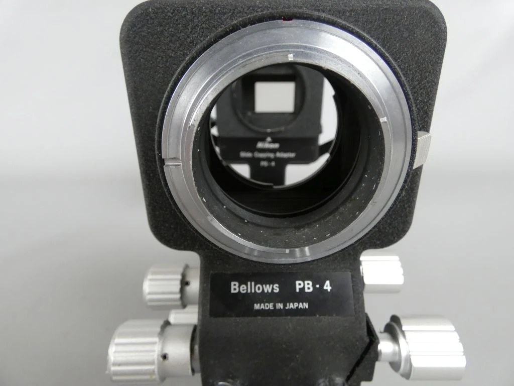 Nikon Bellows PB-4 en Slide Copying Adapter PS-4 - foto 2