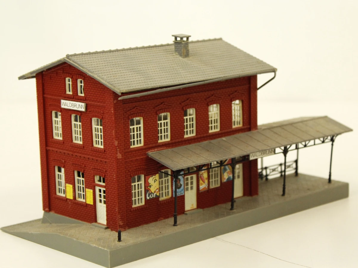 Modelhuizen / stadshuizen (o.a. Faller, Kibri, Vollmer, Pola) - foto 4