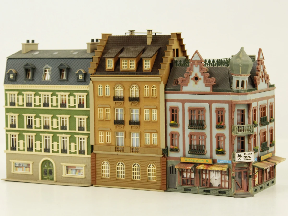 Modelhuizen / stadshuizen (o.a. Faller, Kibri, Vollmer, Pola) - foto 8