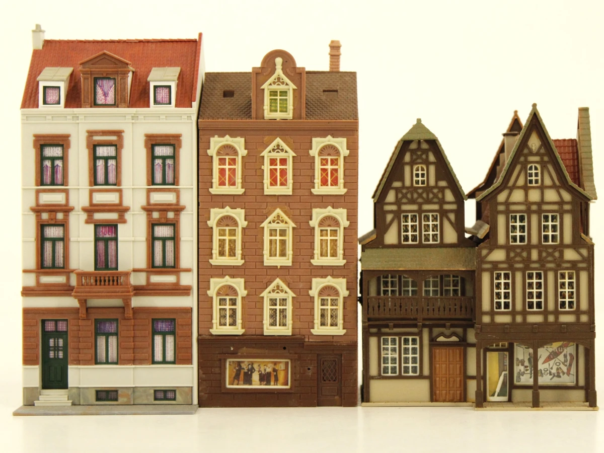 Modelhuizen / stadshuizen (o.a. Faller, Kibri, Vollmer, Pola) - foto 10