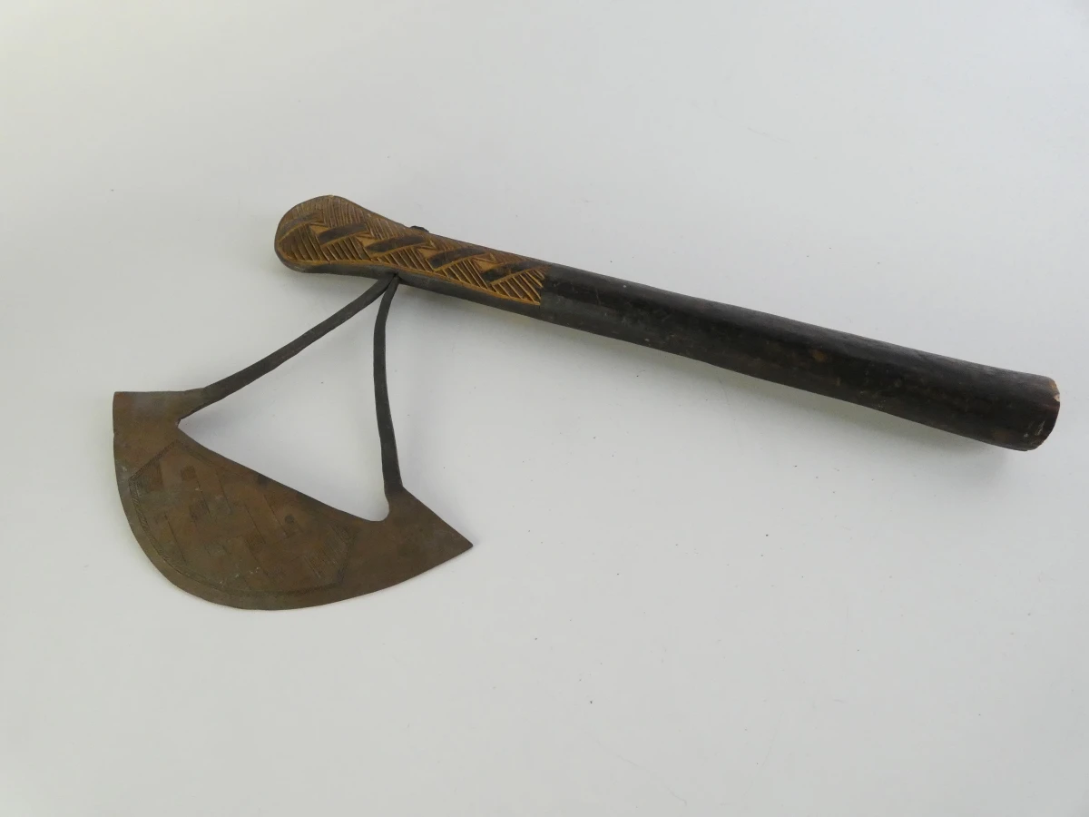 Etnografische collectie dolken, keris en messen (6 stuks) - foto 4