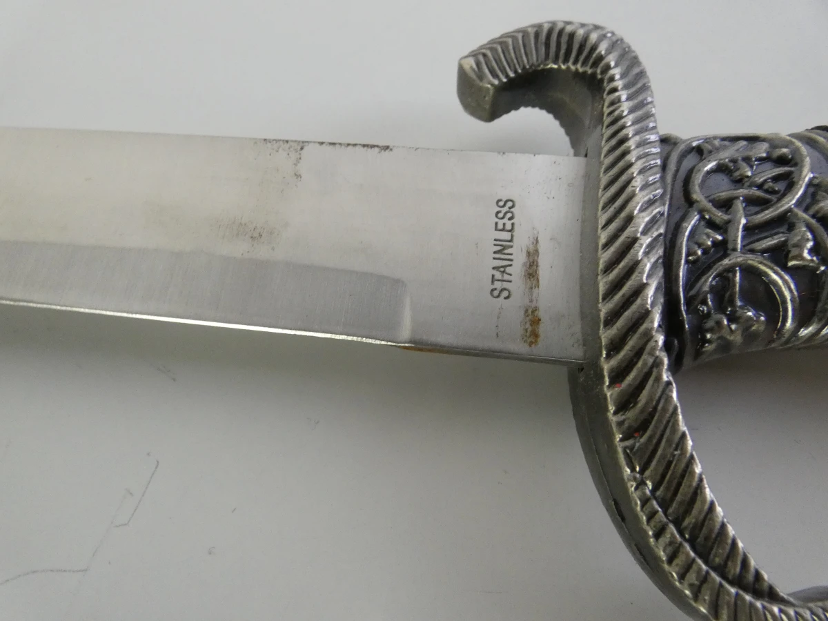 Etnografische collectie dolken, keris en messen (6 stuks) - foto 17