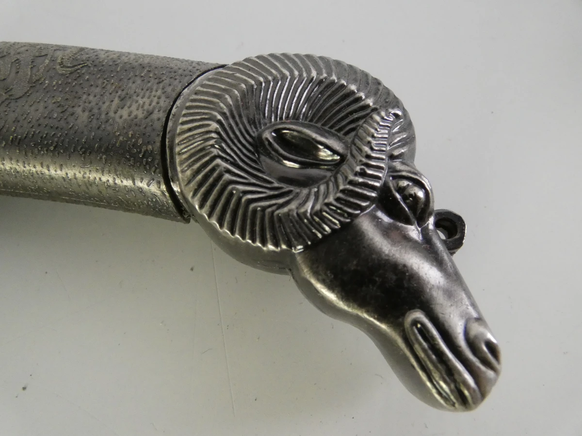Etnografische collectie dolken, keris en messen (6 stuks) - foto 18