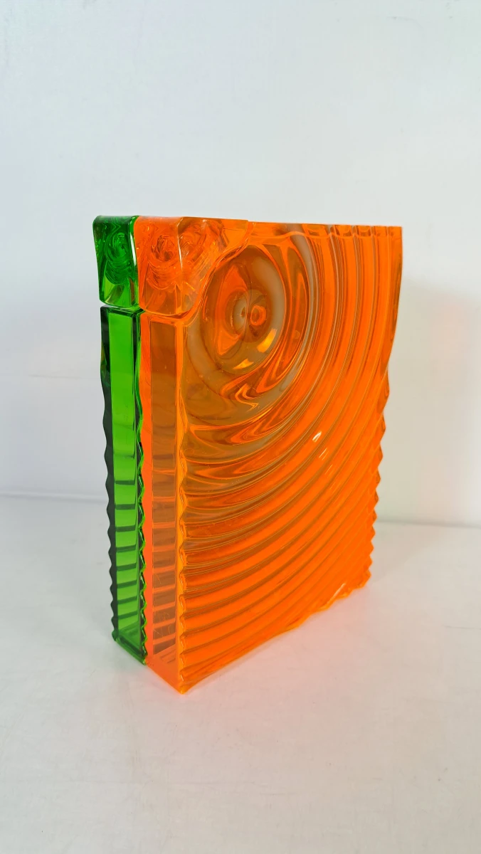 2 design drinkflessen – Ron Arad for Guzzini – groen & oranje - foto 7
