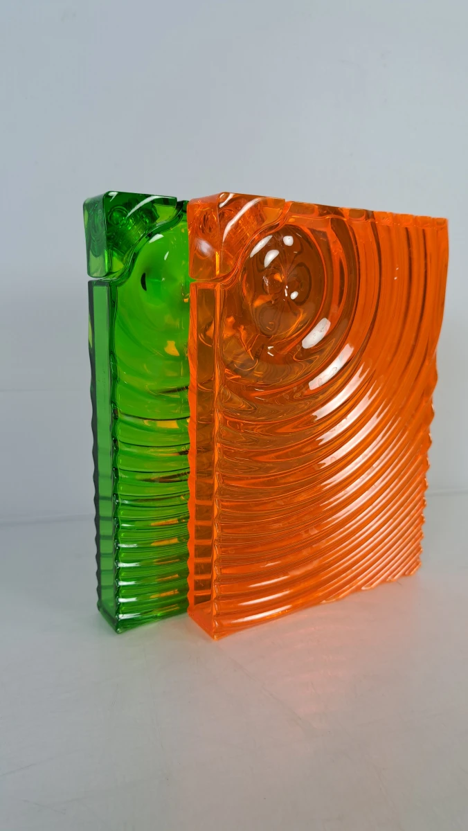 2 design drinkflessen – Ron Arad for Guzzini – groen & oranje - foto 9