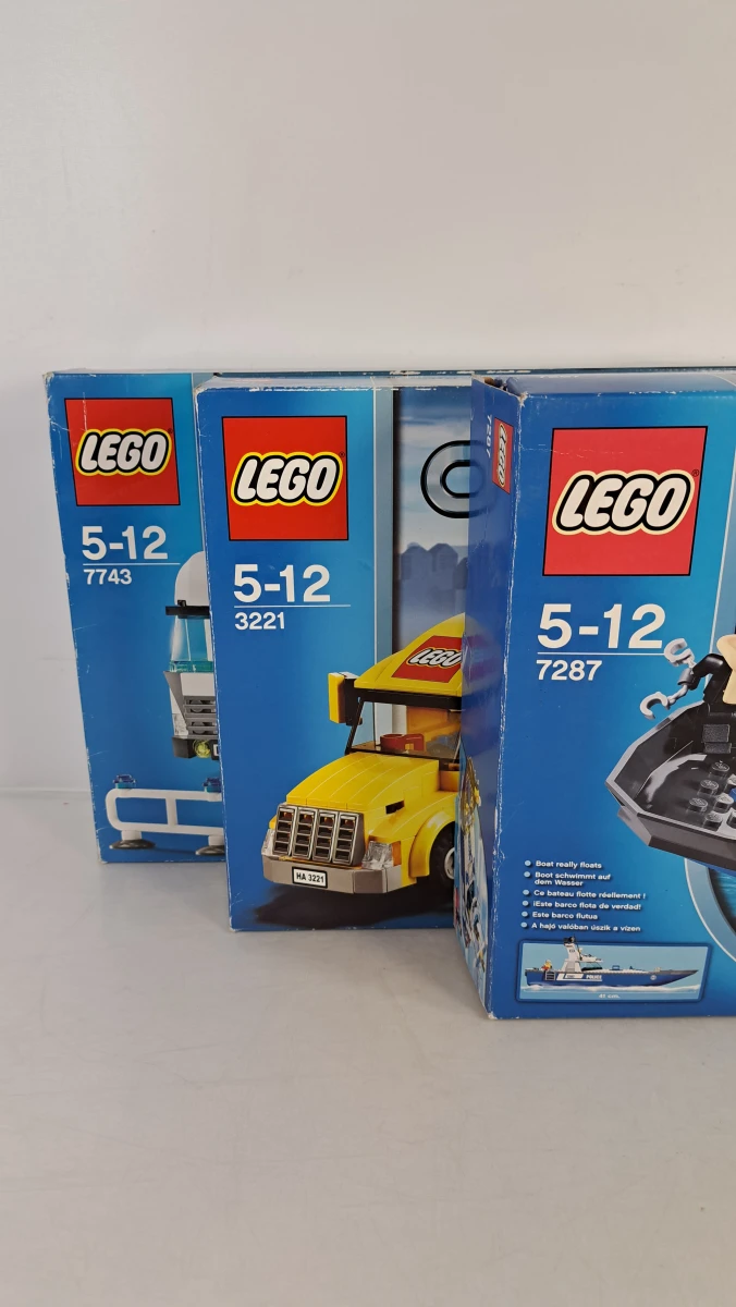 Lot van 3 LEGO City sets met originele dozen en bouwinstructies – 7287, 3221 & 7743 - foto 8