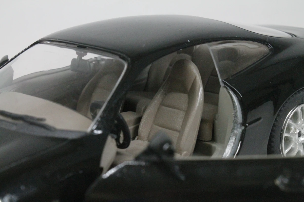 Die-Cast Schaalmodel Jaguar XKR Coupé - foto 9