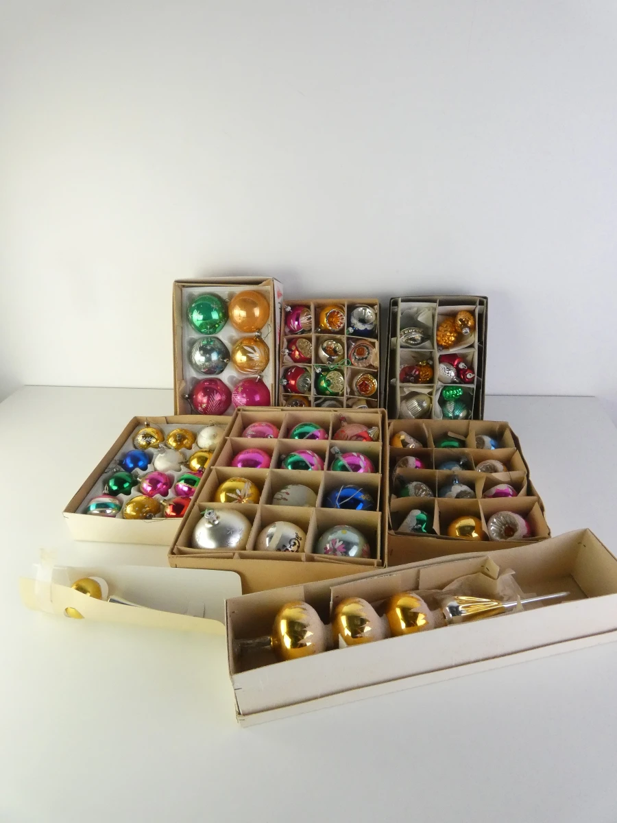 Grote partij vintage glazen kerstornamenten incl. 2 kerstpieken(69 stuks) - foto 4