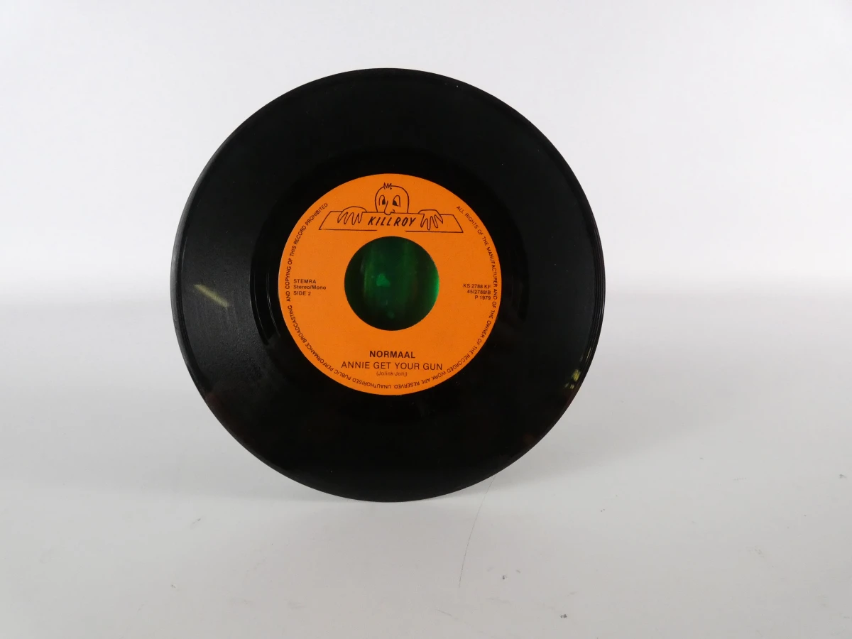 Vintage 7-inch vinylsingle Two Moths / Annie Get Your Gun - foto 4