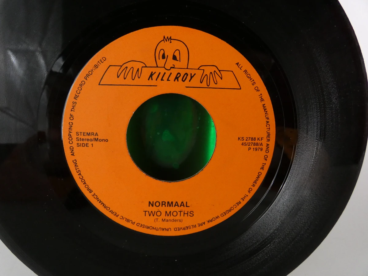 Vintage 7-inch vinylsingle Two Moths / Annie Get Your Gun - foto 6