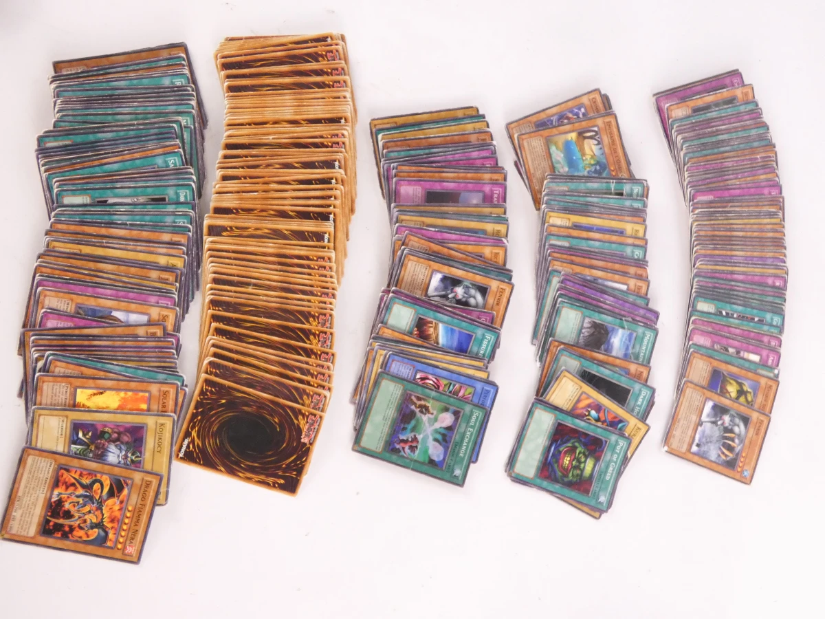 Yu-Gi-Oh! kaarten + beeldje - foto 9