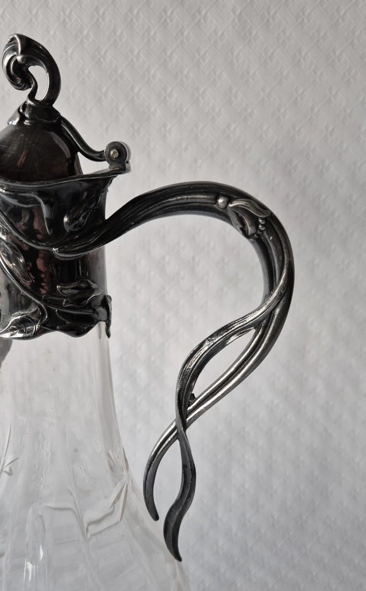 Wijnkaraf in art nouveau stijl - foto 2