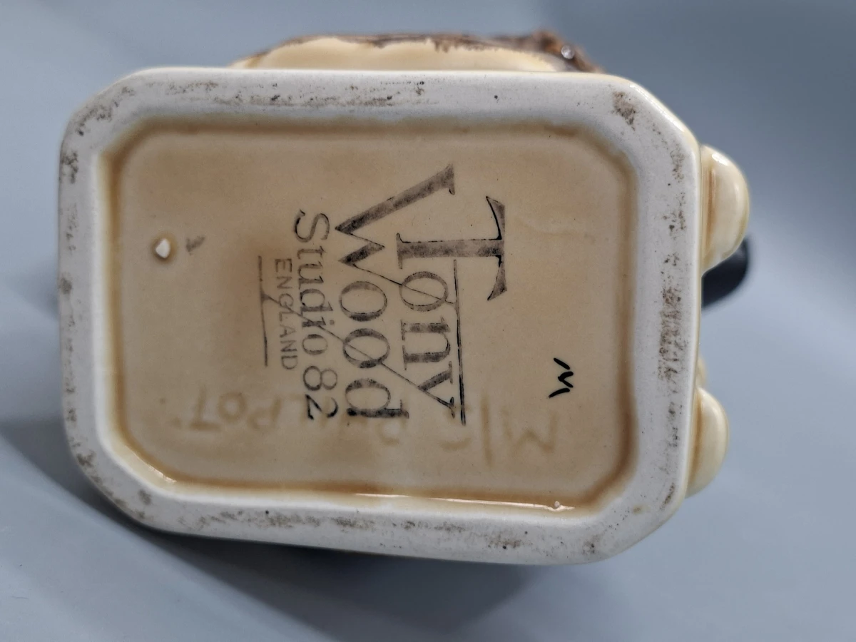 Vintage Tony Wood Studio 82 Toby Jug – "M/S Philpot" – Handgeschilderd Staffordshire Aardewerk - foto 3