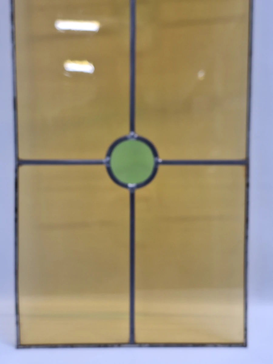 Geometrisch glas-in-lood paneel met groene rondellen en warm geel kathedraalglas - foto 8