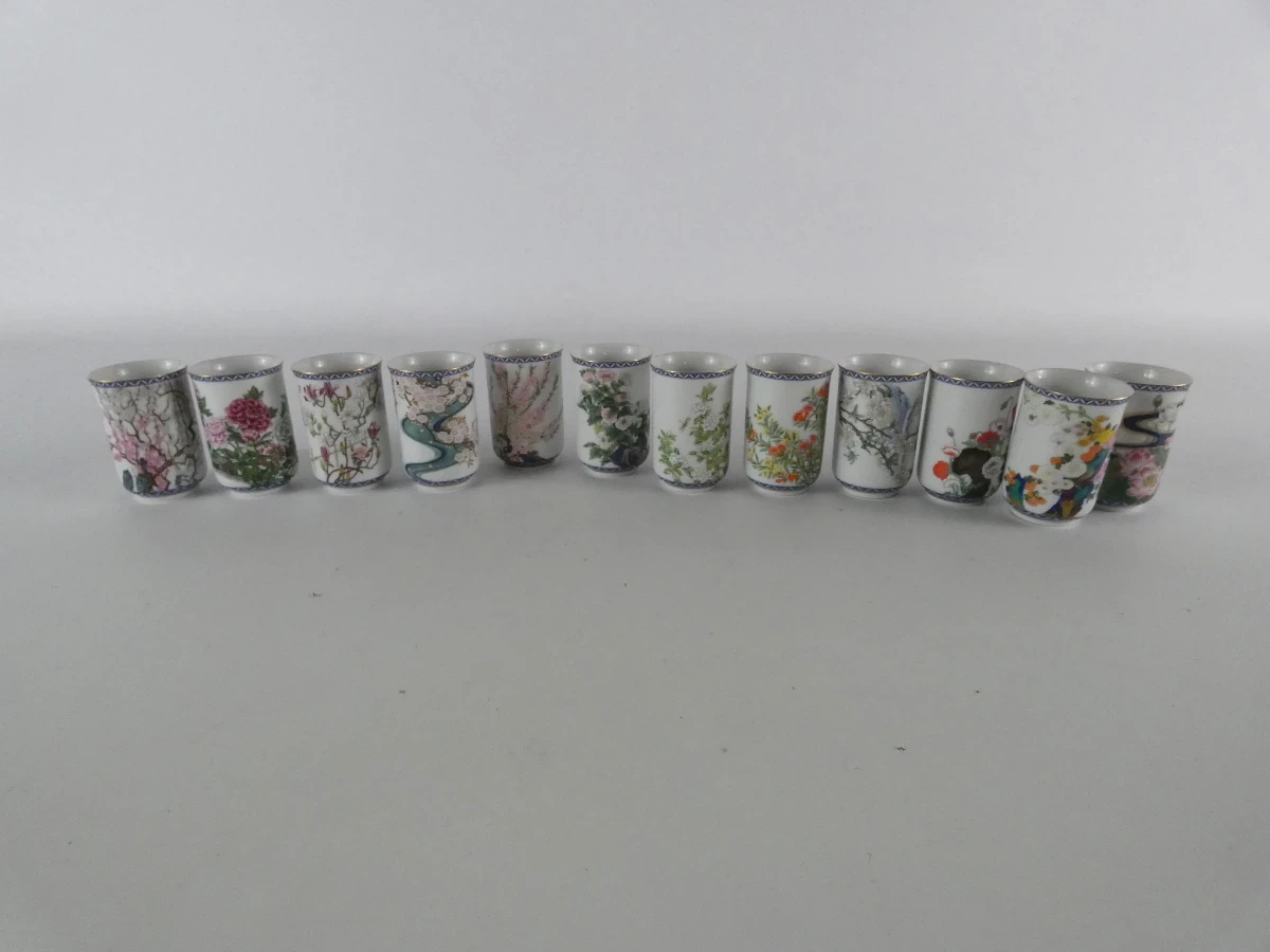 Vintage Franklin Mint Japanse porseleinen bekertjes in display (12 stuks) - foto 8