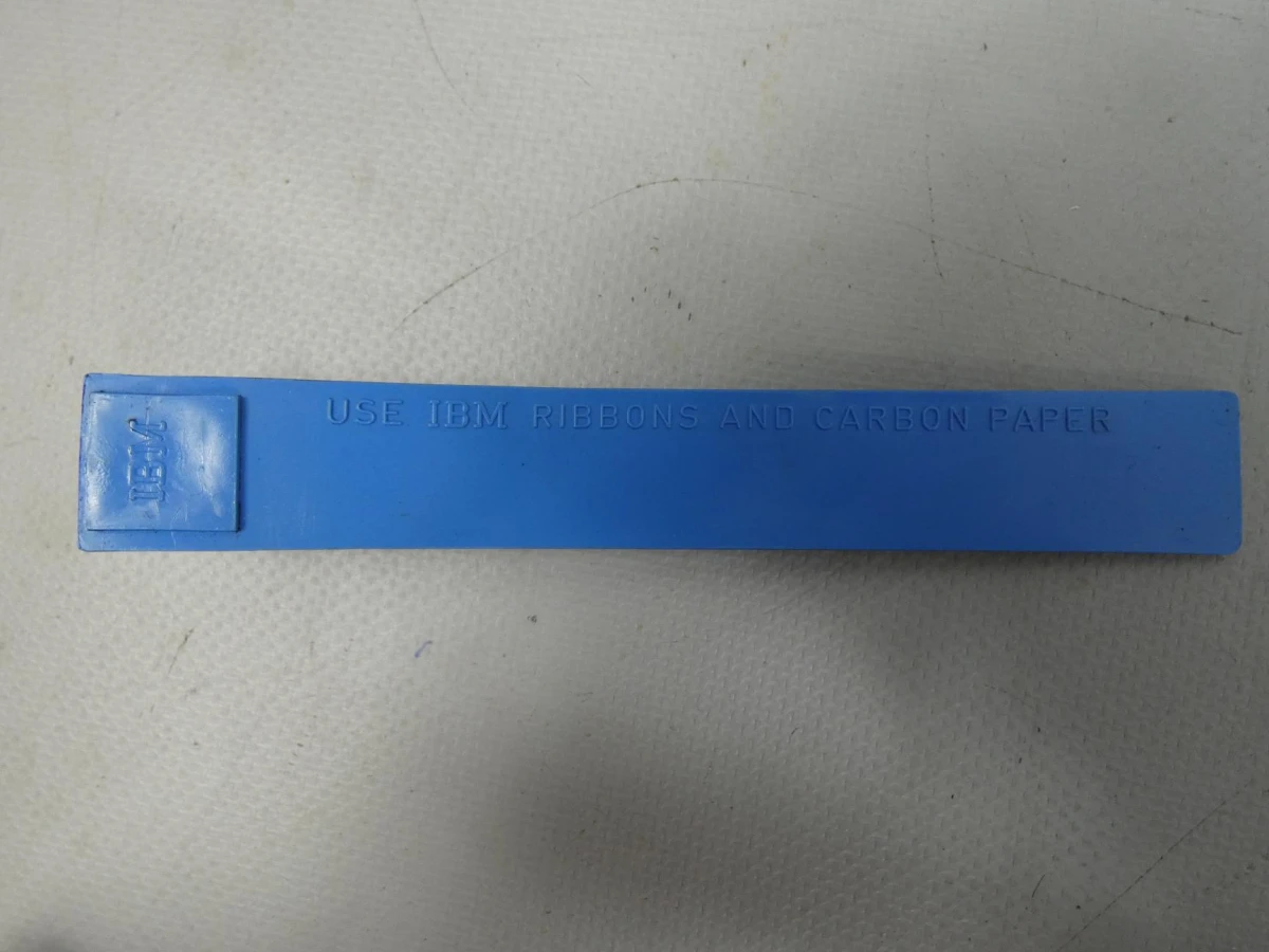 Bolletjes voor een IBM typemachine - foto 5