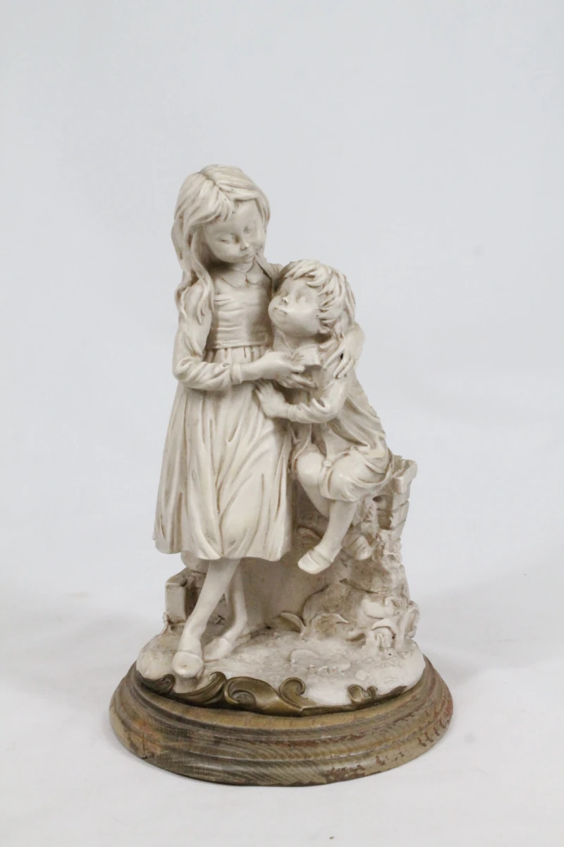 Vintage sculptuur grote zus en haar broertje - Giuseppe Armani - foto 2