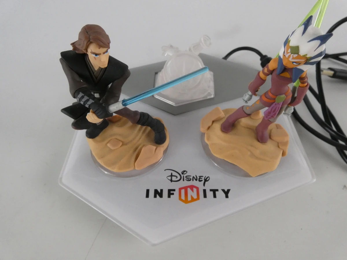 Disney Infinity 3.0 Star Wars Starter Pack & 3 Wii U Games - foto 8