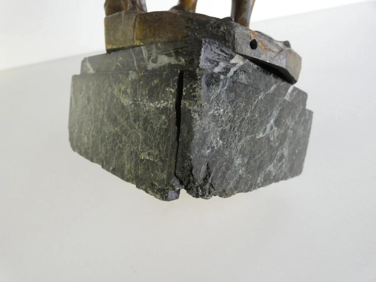 Vintage metalen beeld van jonge vrouw - foto 15