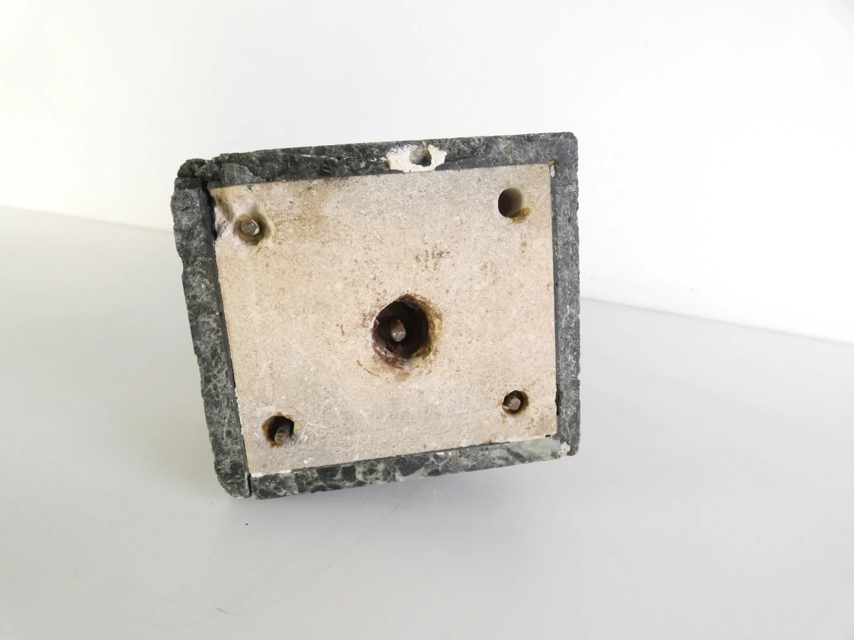 Vintage metalen beeld van jonge vrouw - foto 16