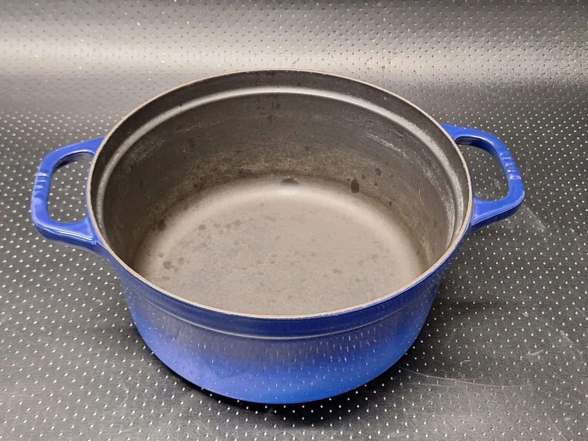 Staub La Cocotte gietijzeren braadpan, diameter 26 cm in donkerblauw - foto 7