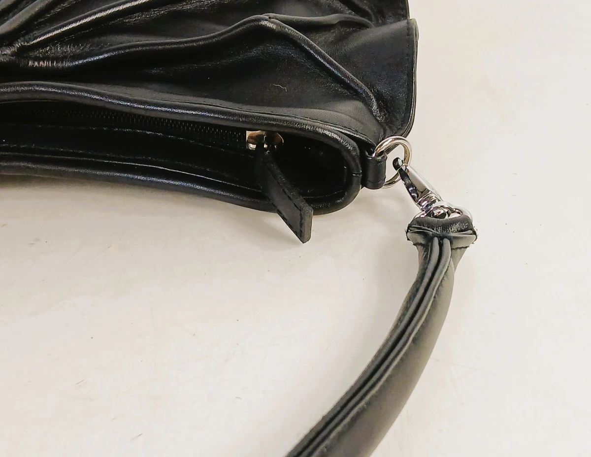 By-Lin – Lotus Leaf Black Classic Leather handtas. - foto 3