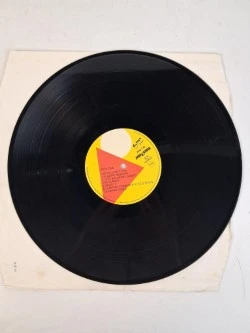 LP : The Cure : "Boys don't cry" - foto 3