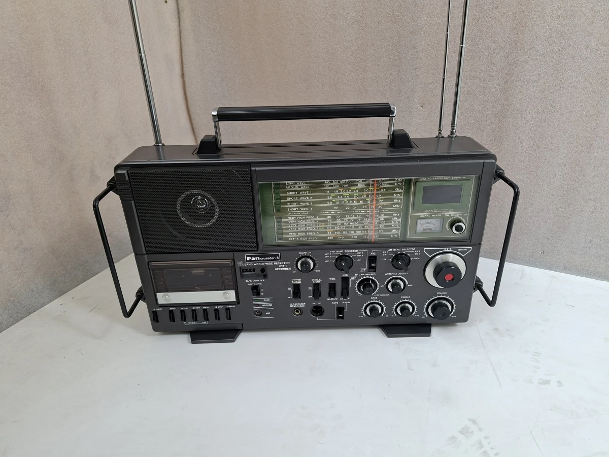 Unieke Vintage Pan Crusader-S (NR-94F1) Weltempfänger met Cassetterecorder – Made in Japan! - foto 2