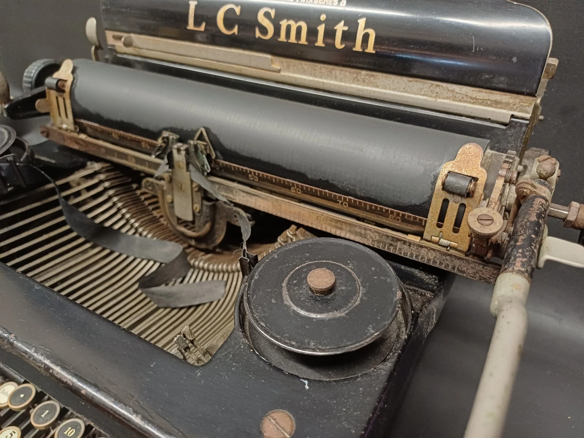 Antieke L.C. Smith & Corona typemachine - foto 11