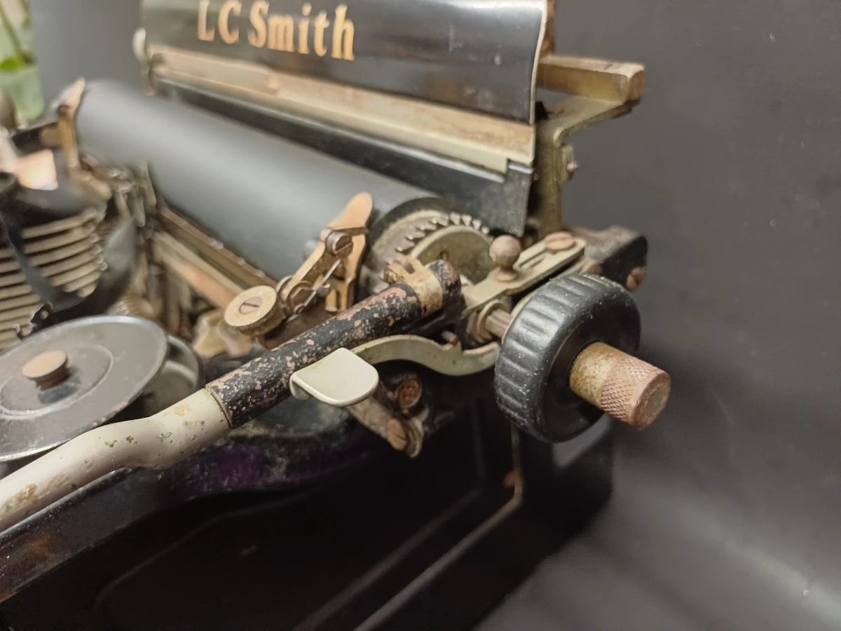 Antieke L.C. Smith & Corona typemachine - foto 12