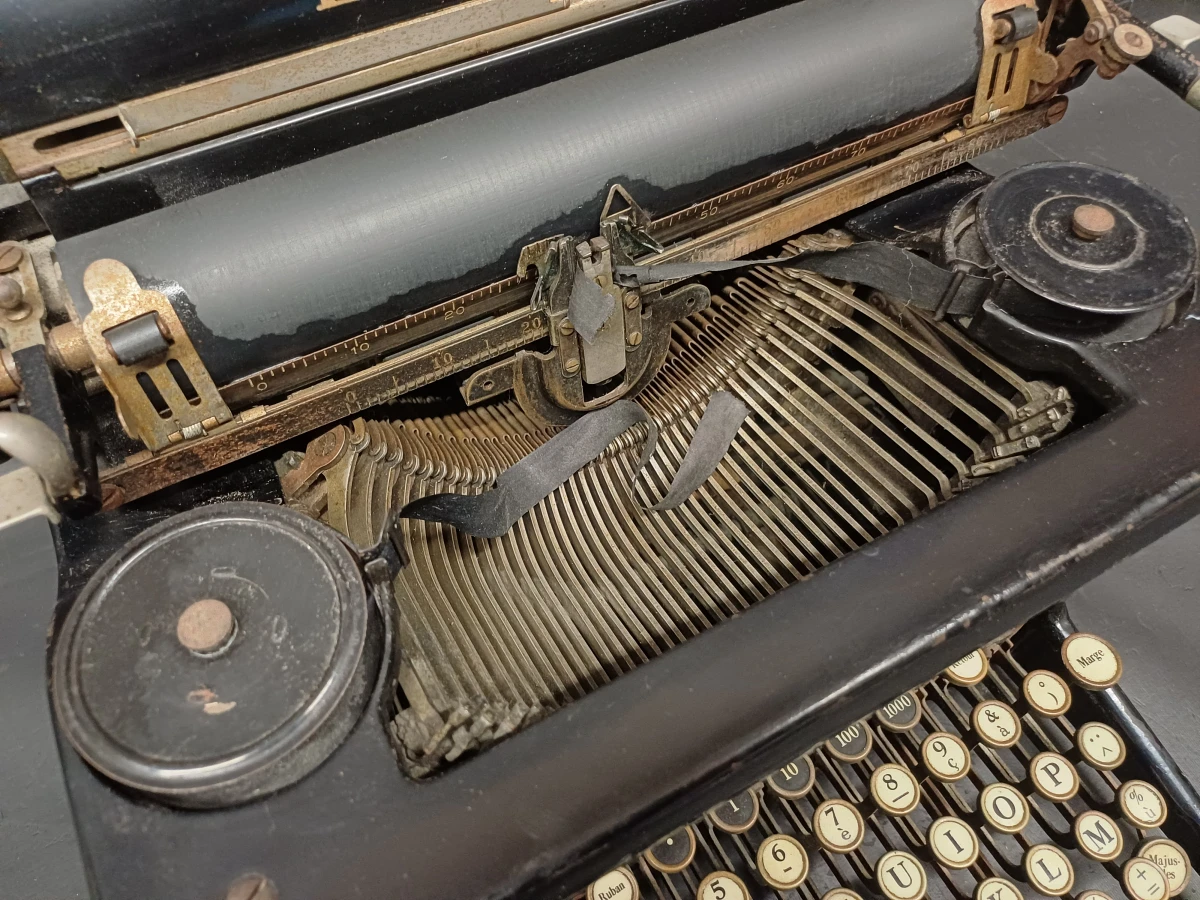 Antieke L.C. Smith & Corona typemachine - foto 8