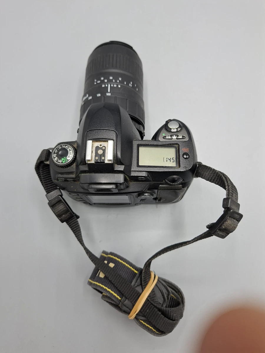 Uitgebreide Nikon D70 Spiegelreflexcamera Set met 3 Objectieven (Sigma, Tamron & Nikon) en Accessoires - foto 2