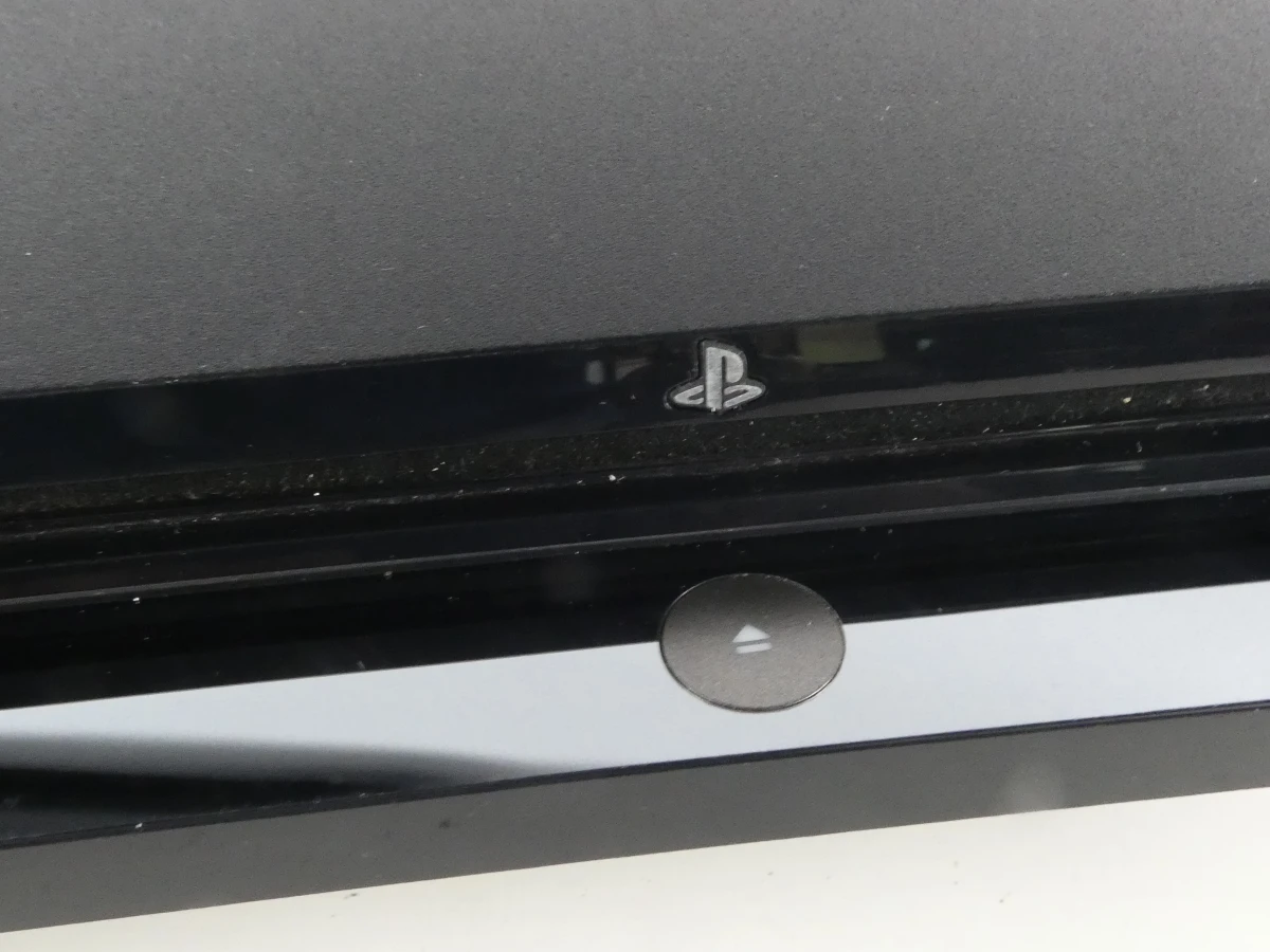 Playstation 3 met controller en spelletjes - foto 8