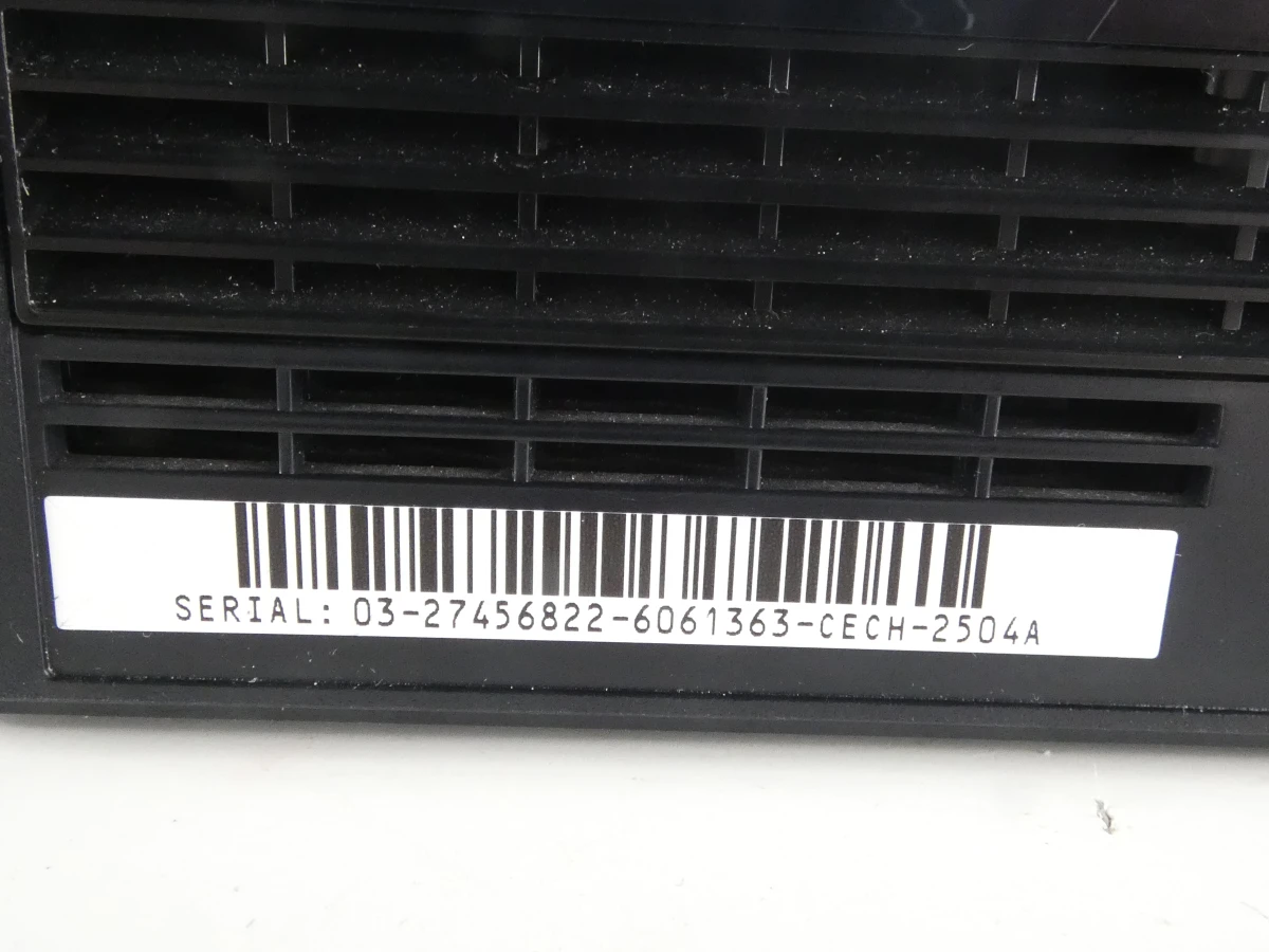 Playstation 3 met controller en spelletjes - foto 11