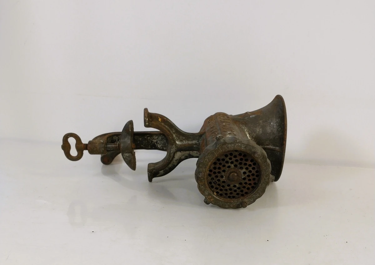 Verzameling vintage keukengerei en gereedschap, 20e eeuw - foto 6
