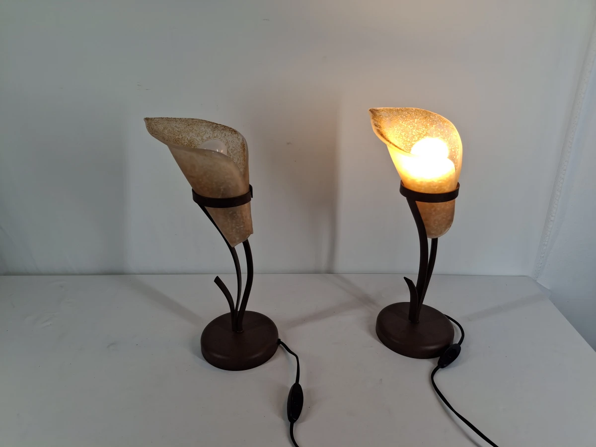 Set van 2 decoratieve tafellampen met amberkleurige glazen kappen - foto 3