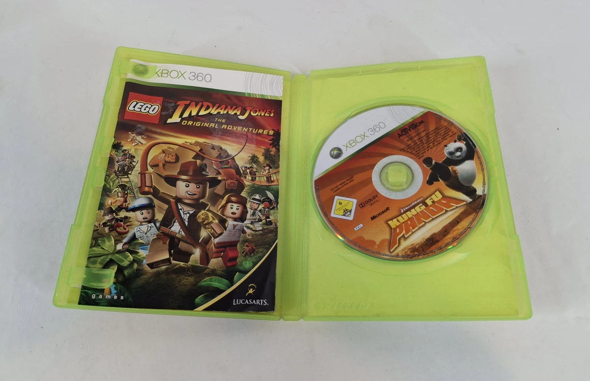Xbox 360 Slim Console + Controller, accessoires  & 4 Games - foto 9