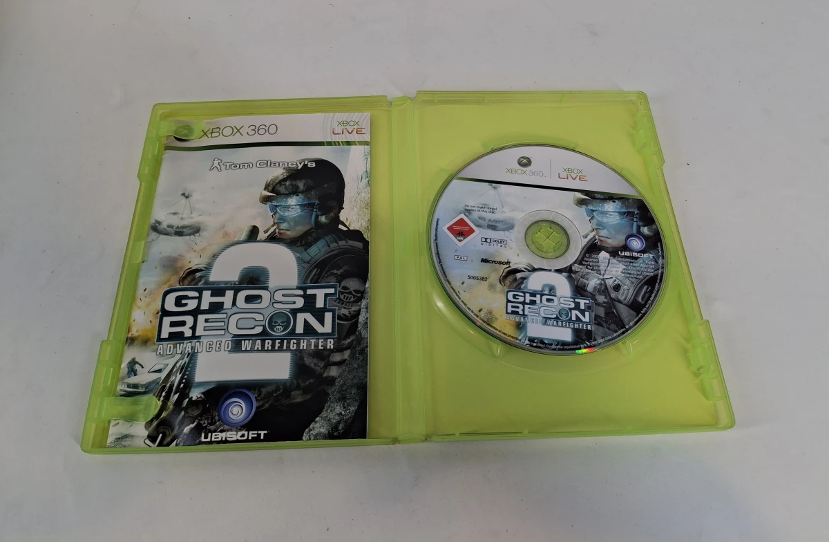 Xbox 360 Slim Console + Controller, accessoires  & 4 Games - foto 10