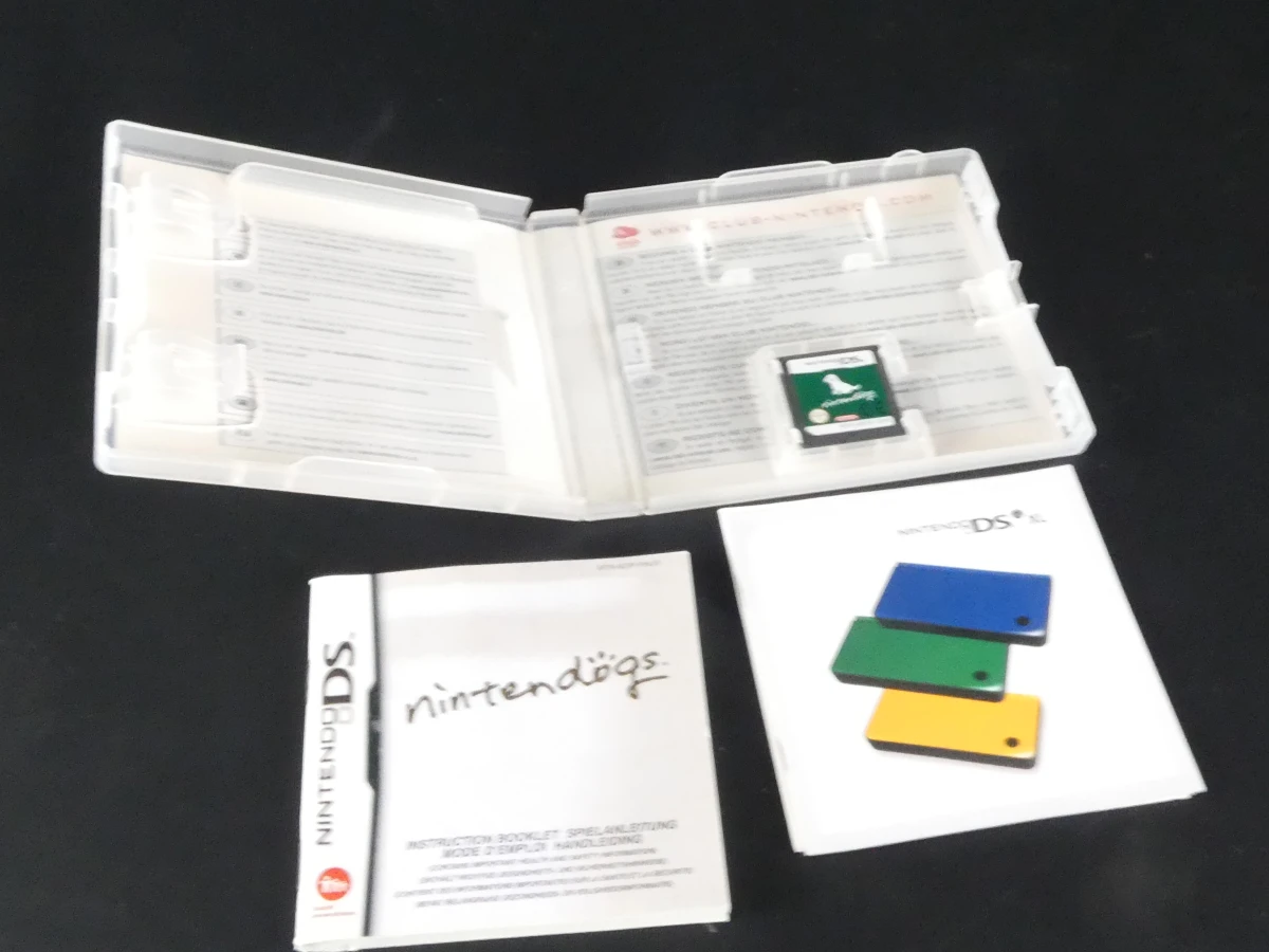 Nintendo DSi-console + Nintendogs-accessoirepakket - foto 14