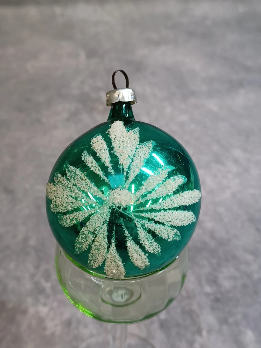 Unieke vintage kerstversiering set - 7 Glazen kerstballen en piek - foto 7