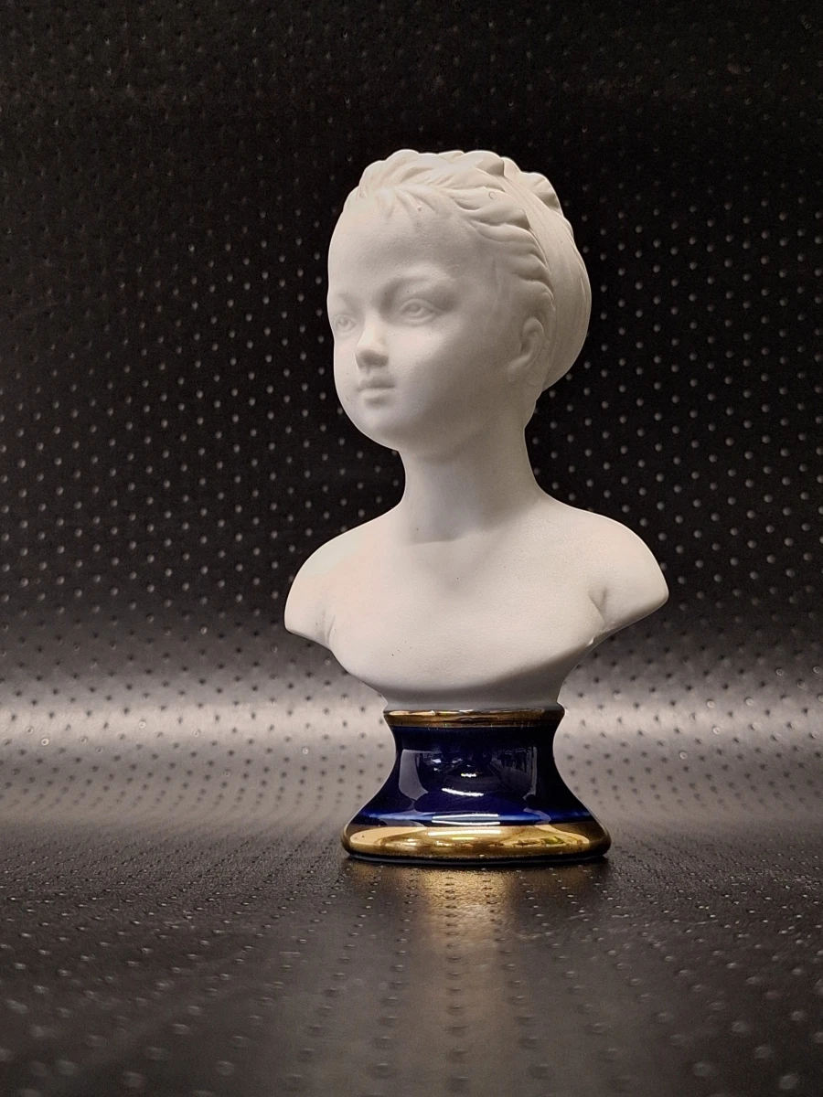 Set van vijf vintage porseleinen kinderbustes naar Jean-Antoine Houdon - foto 10