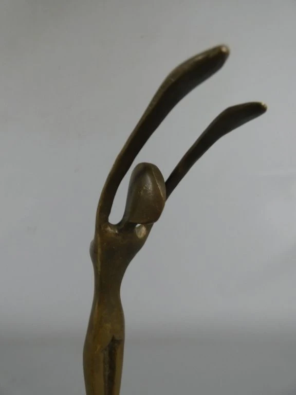Elegante Bronsstructuur van een Danseres - foto 6