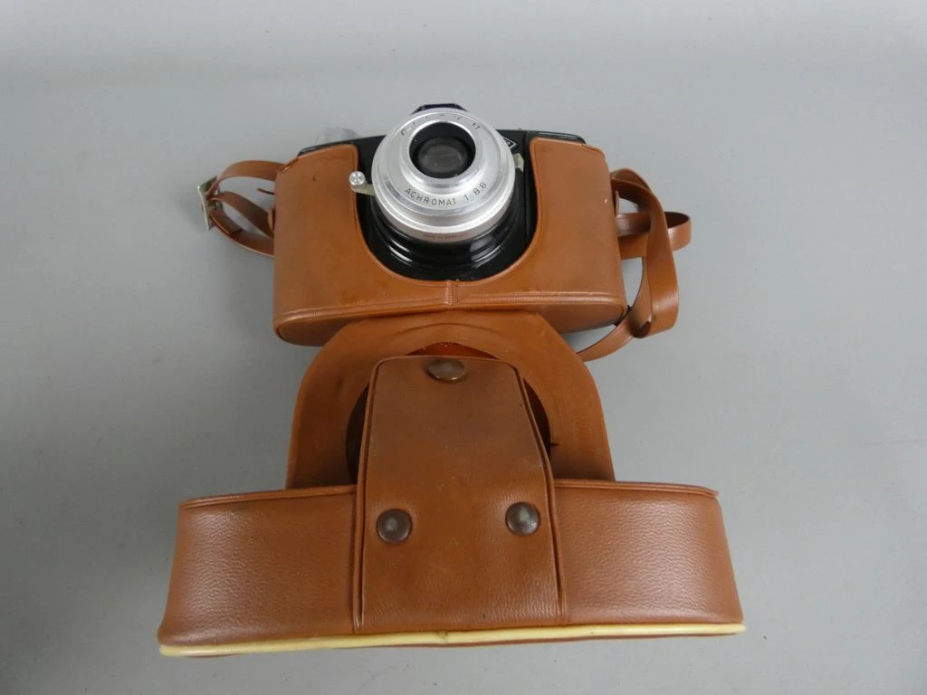 Twee vintage Agfa-box- en veldcameras - foto 12