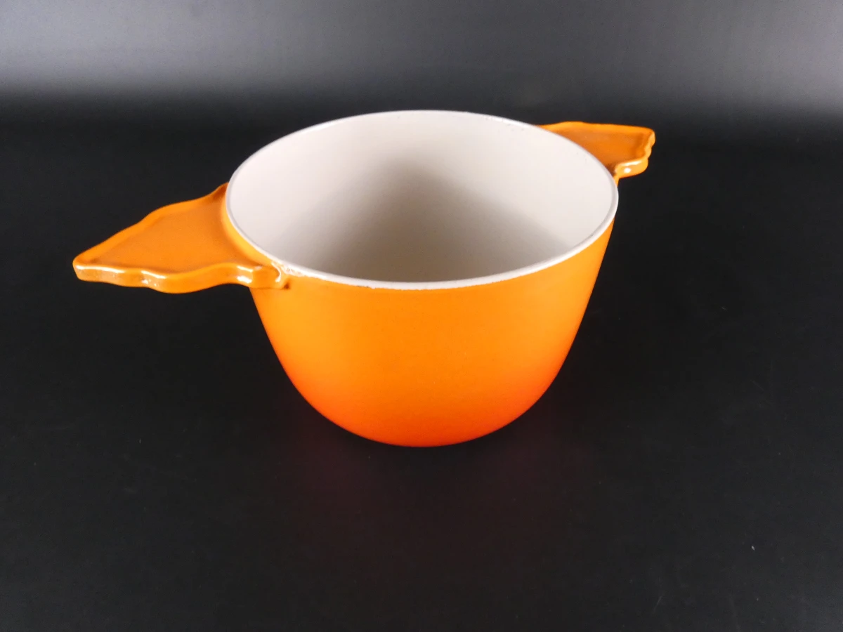 Vintage set van twee oranje geëmailleerde gietijzeren kookpotten, France - foto 12